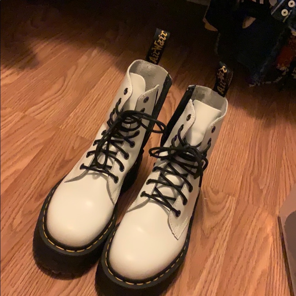 Size 5 Doc Martens- white jadons